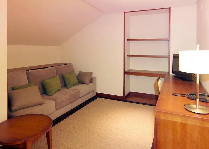 Casa Consistorial Otel 4*